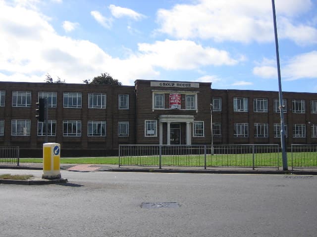 Rechtbank: KPN moet bedrijfspand in Acht verlaten