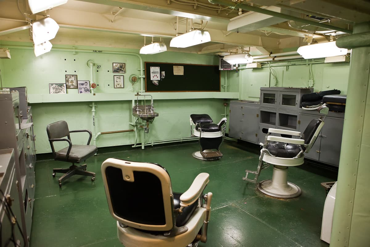 Kapsalon viert honderdjarig bestaan met anekdotes over klanten