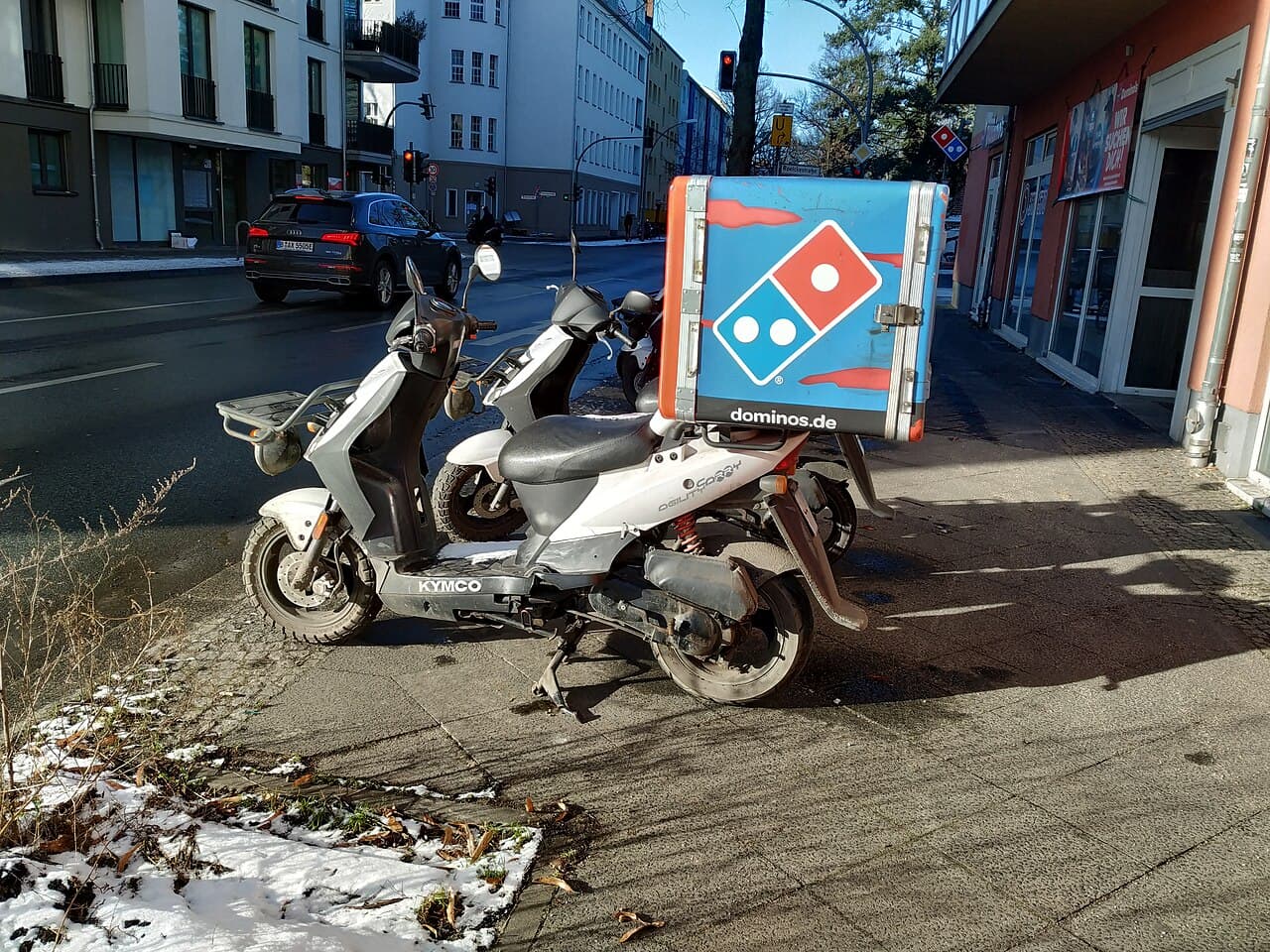 Pizzakoeriers in Amsterdam steeds vaker doelwit van berovingen