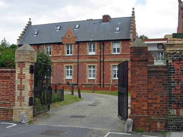 Henk (84) uit Leeuwarden onderging 100 operaties en vreest de dood niet