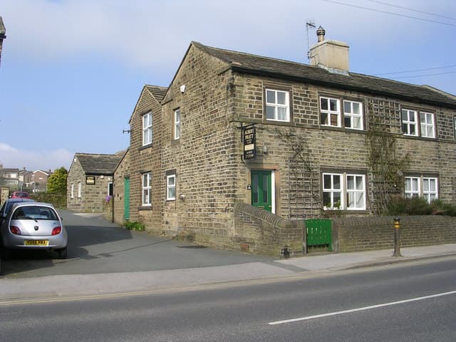 Uitvaartondernemer Hans (79) verzorgde duizenden uitvaarten, inclusief die van eigen zoon